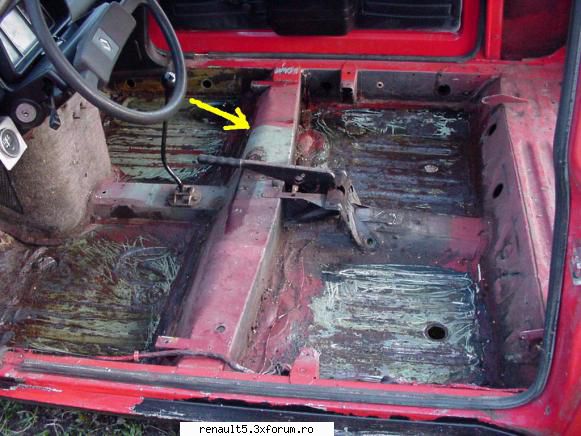 Renault 5 TS 1, - Am gasit seria de caroserie. Este pe traversa de - Prezentarea masini