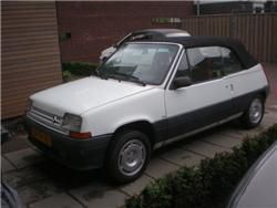 Renault Super 5 cabrio - Renault 5 Super cabrio Olanda 2500 EUR - Anunturi pe internet